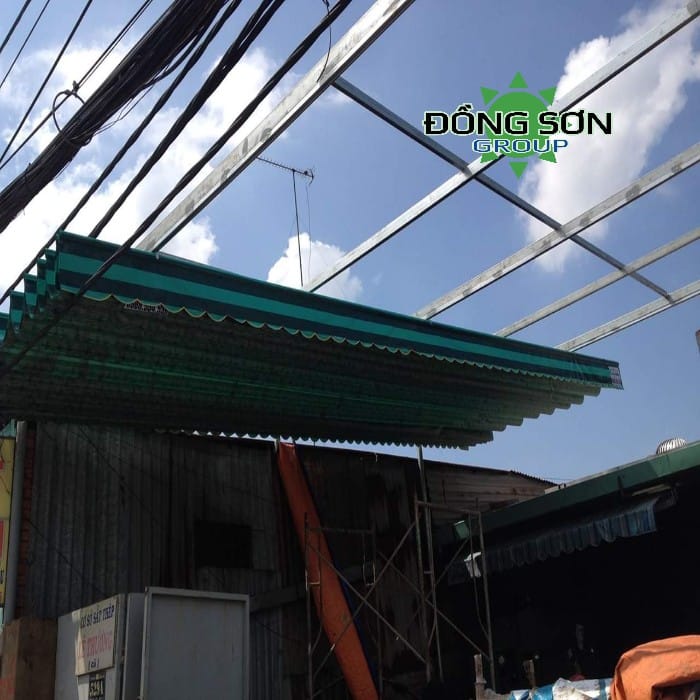Bạt kéo xếp di động.