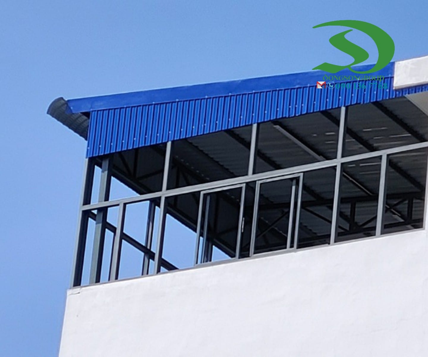 mái che sân thượng