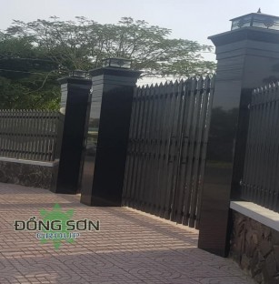 Làm cửa cổng sắt giá rẻ.